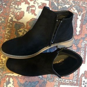 Seven7 Brand Suede Booties